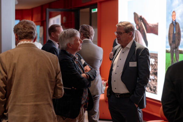 20251118_162955_RUBEN MAY_00073