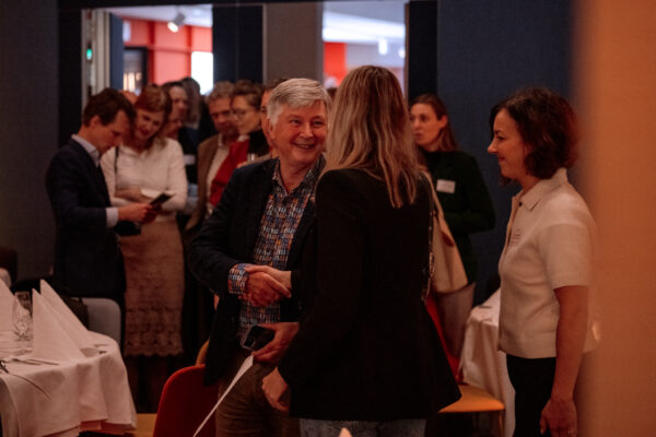 20251118_172514_RUBEN MAY_00123