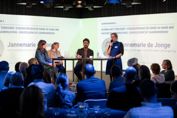 20251118_212804_RUBEN MAY_00399