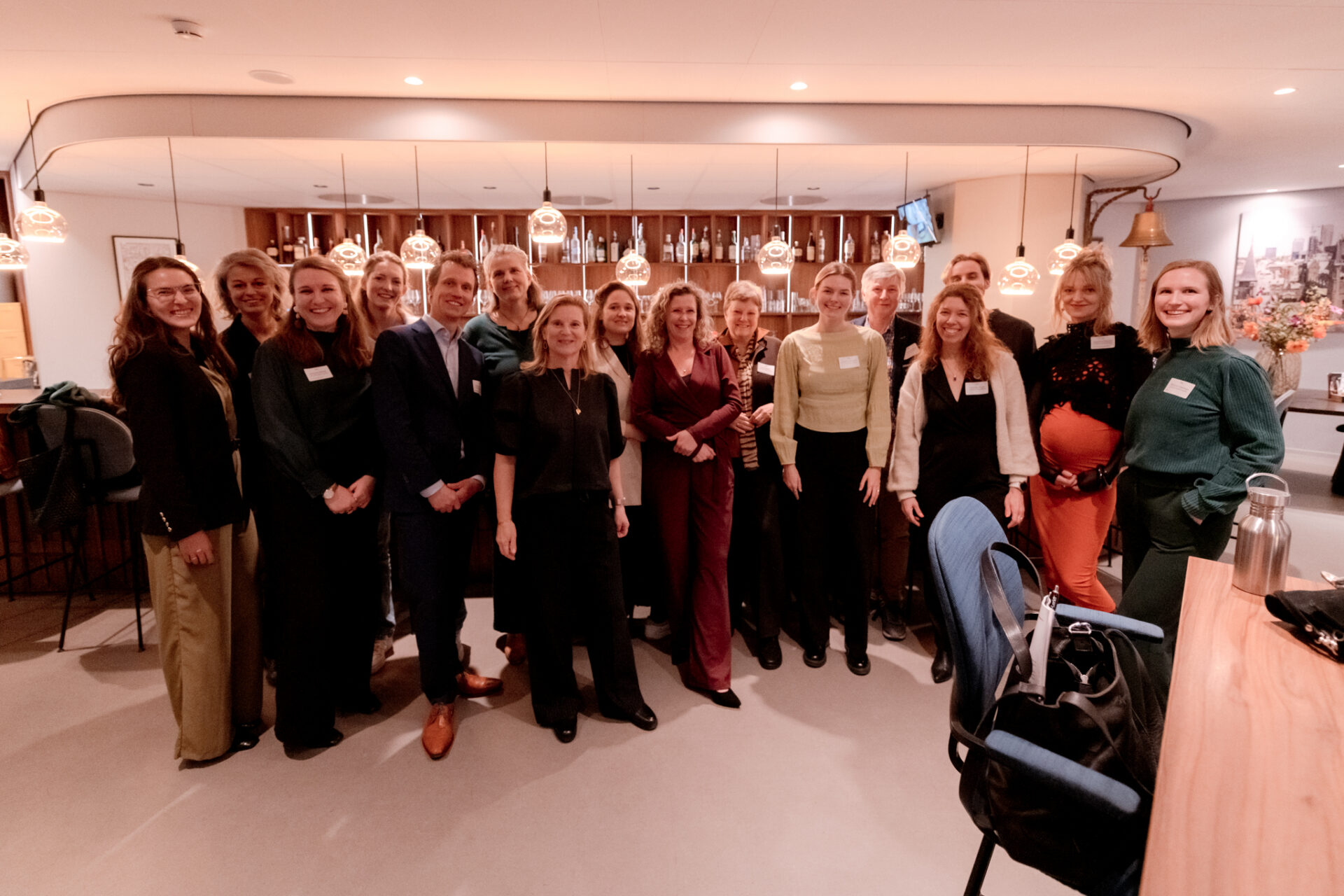 Het team van de Transitiecoalitie Voedsel, tijdens het Plant the Future Diner en het Nationaal Voedseldebat in nieuwspoort, 2025.